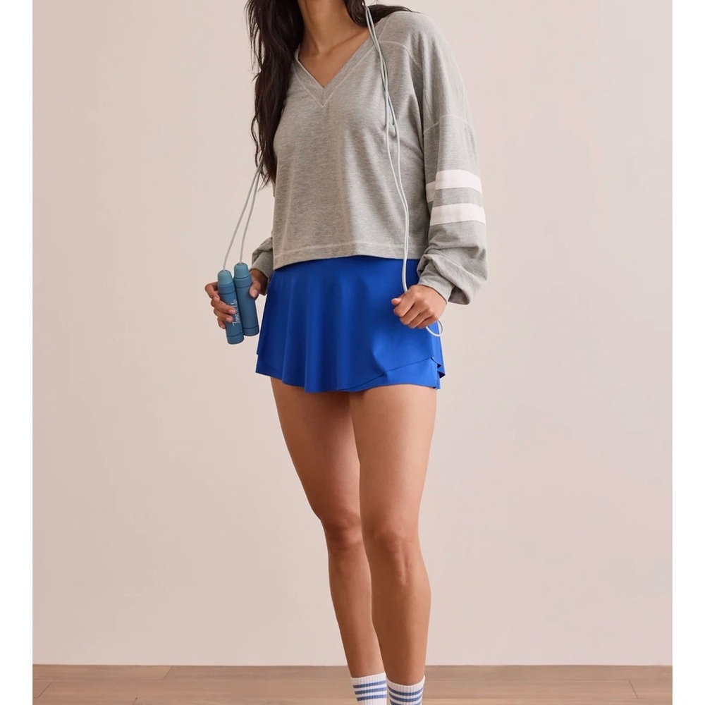NEW Altar’d State AS Revival Gray Cropped Sweatshirt Size 3XL NWT - Picture 2 of 7